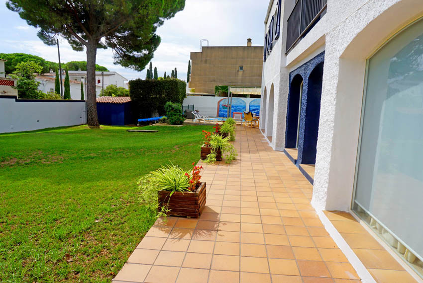 FIGUERES 23